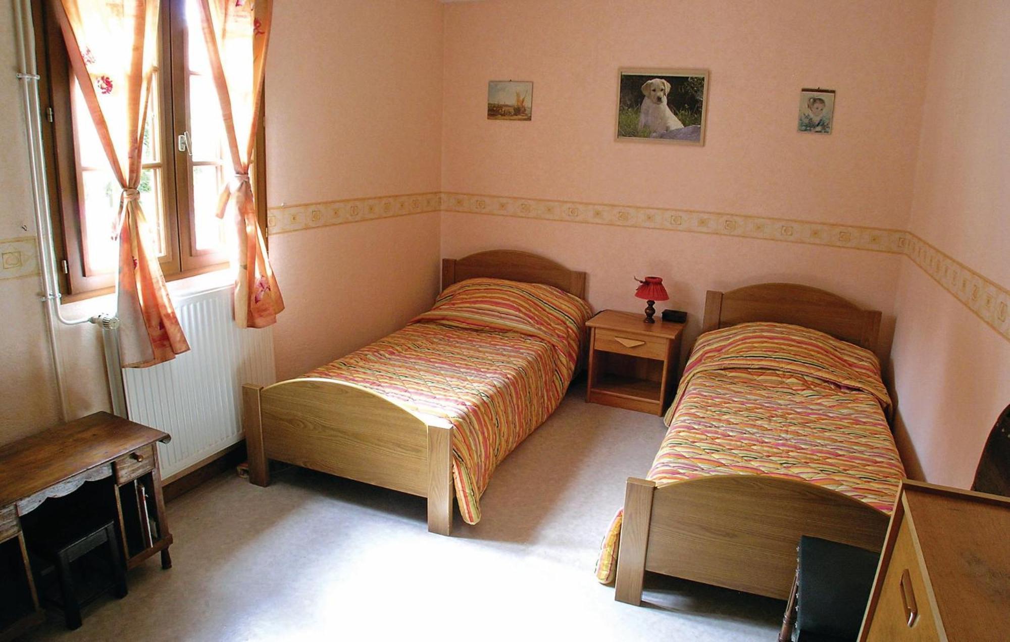 3 Bedroom Beautiful Home In Hames Boucres 외부 사진