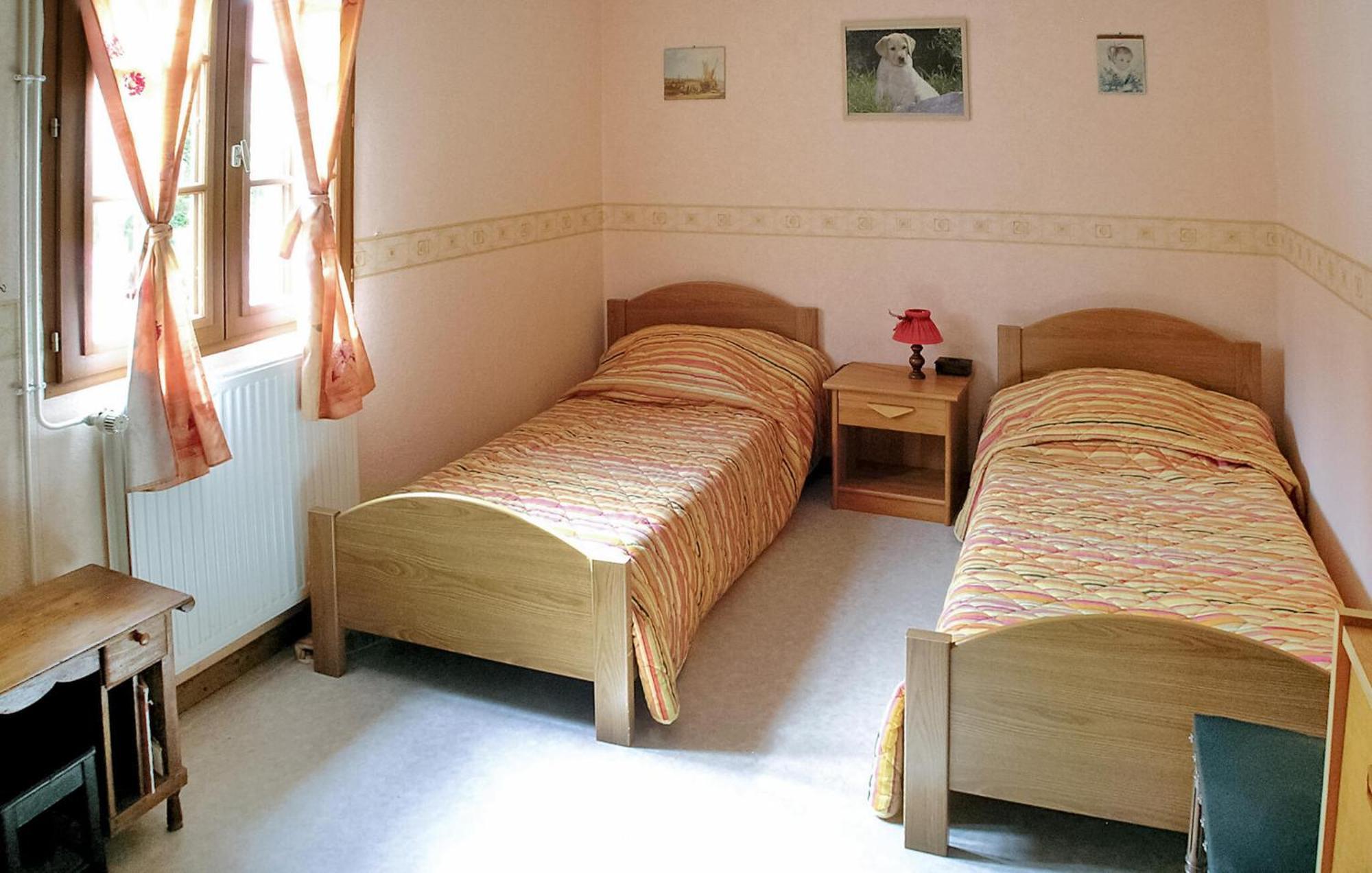 3 Bedroom Beautiful Home In Hames Boucres 외부 사진
